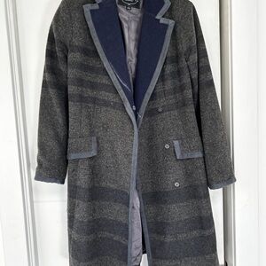 1 Madison Luxe Women’s Size 6 Long Grey Coat